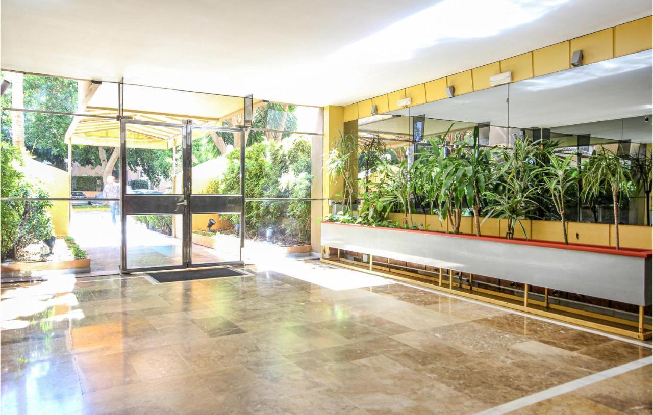 Stunning In Chapas With 1 Bedrooms, Wifi And Outdoor Swimming Pool Apartment